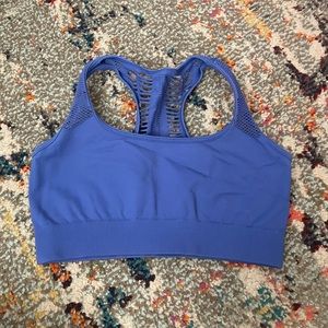 Koral yoga top
